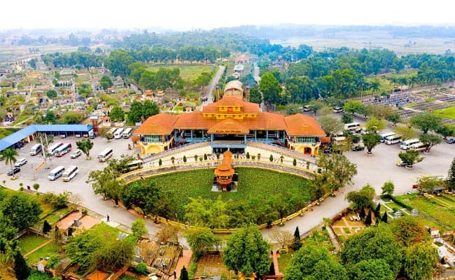 Khuôn viên đài hóa thân — minh họa các khoản chi phí khi hỏa táng tại Văn Điển